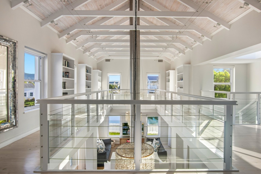 5 Bedroom Property for Sale in Thesen Islands Western Cape